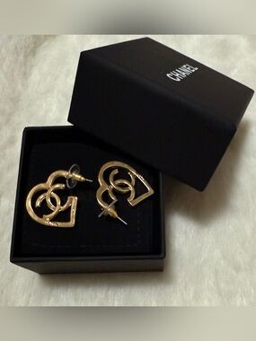 Heart-Shaped Hoop Earrings Fashion Jewelry
